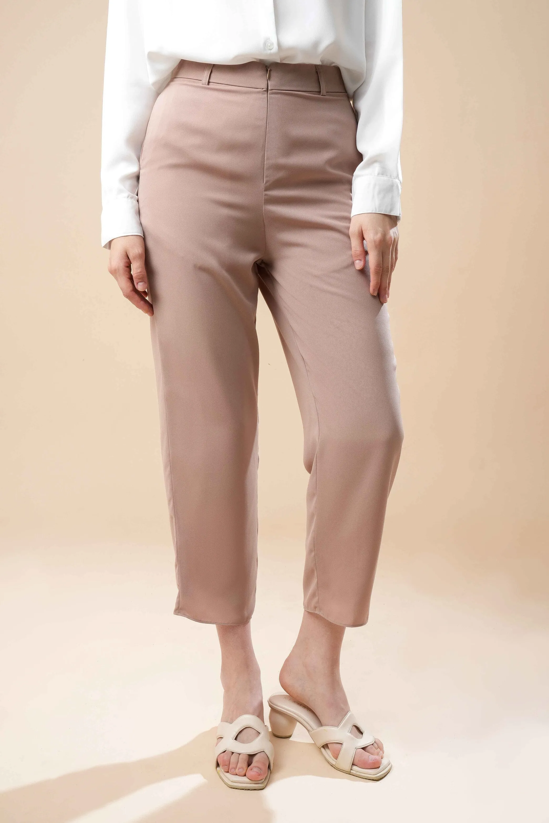 Agatha Pants (Minor) Hazelnut