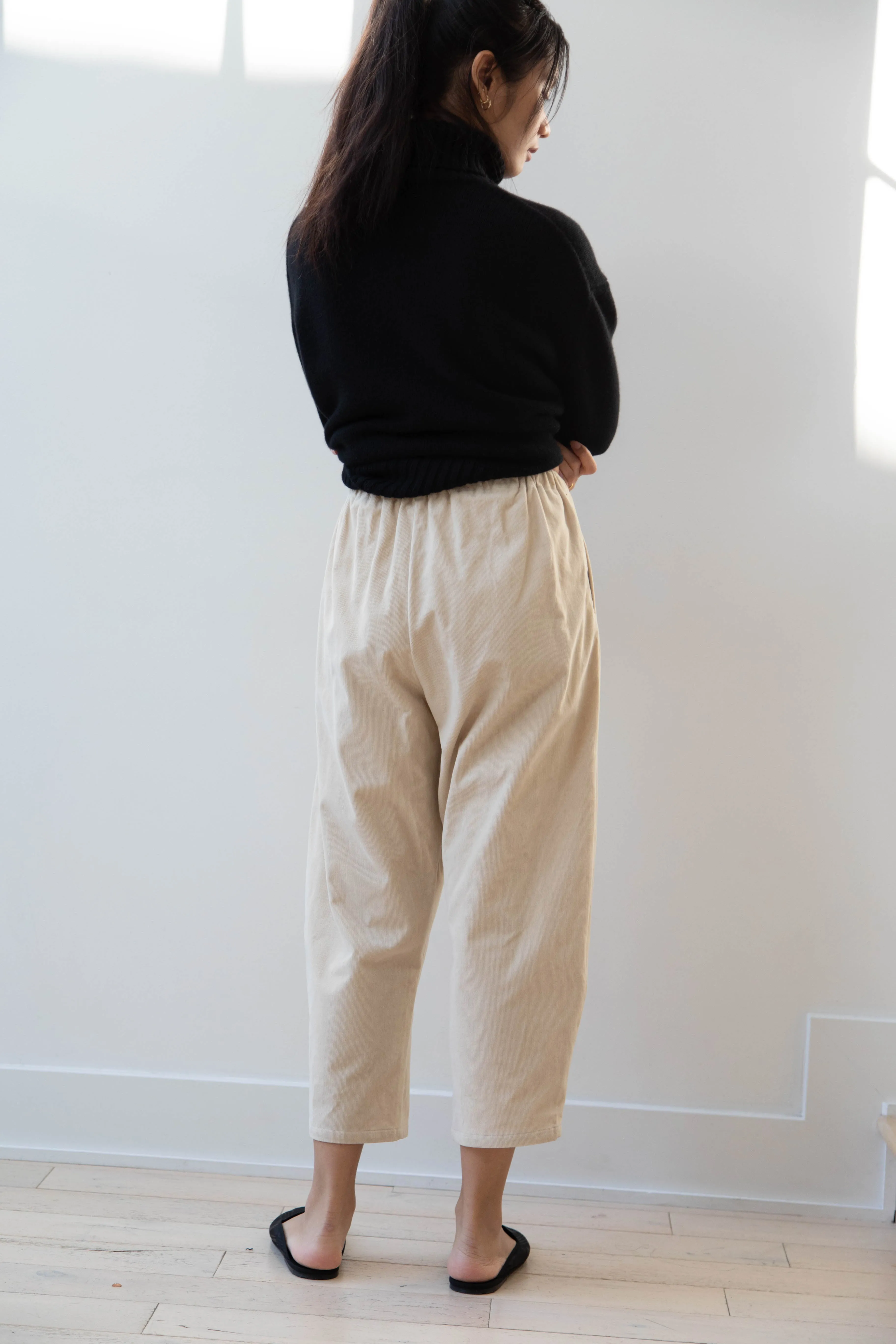 Apuntob | The Pants in Natural Corduroy