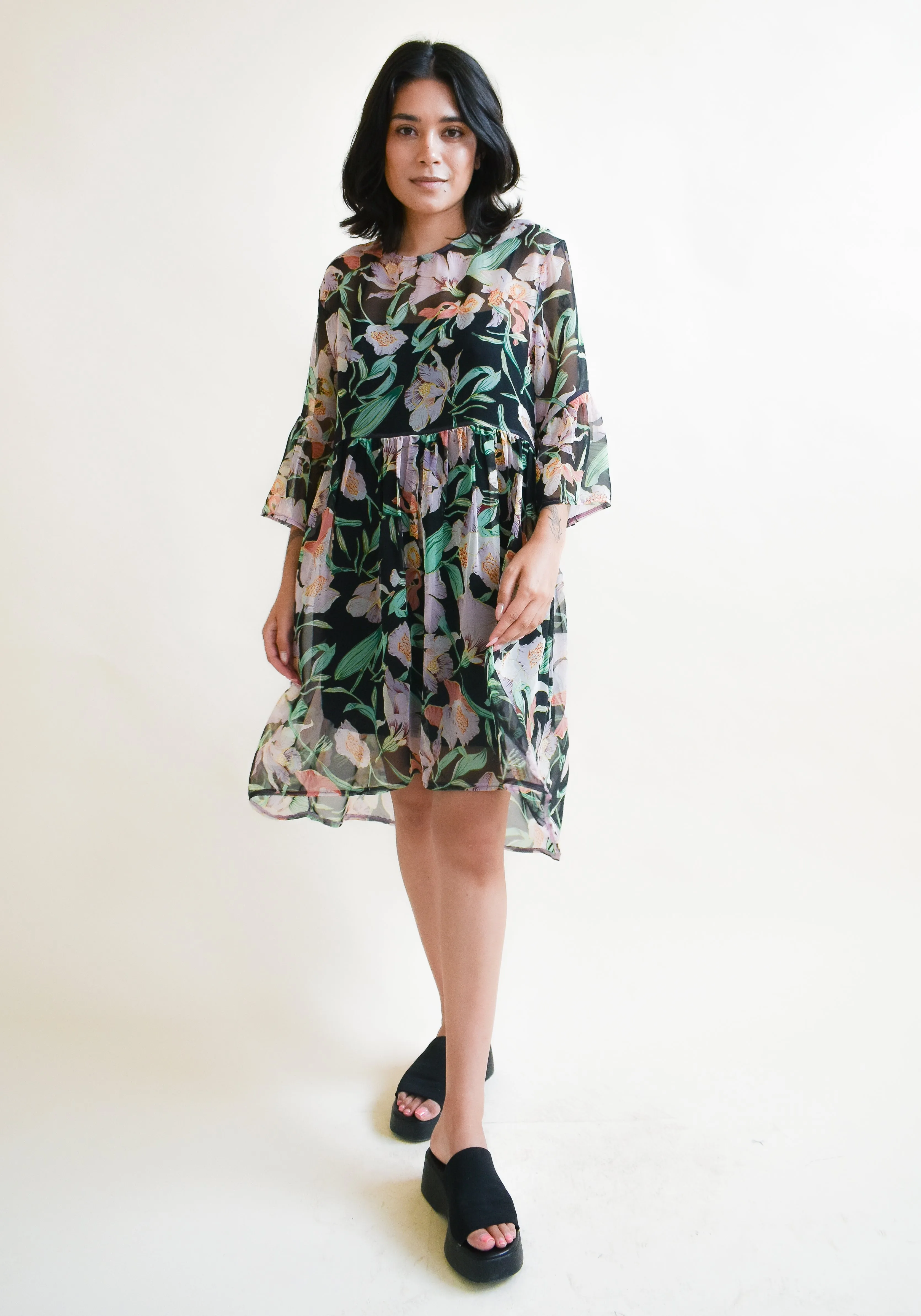 Aurelia Dress in Passionflower