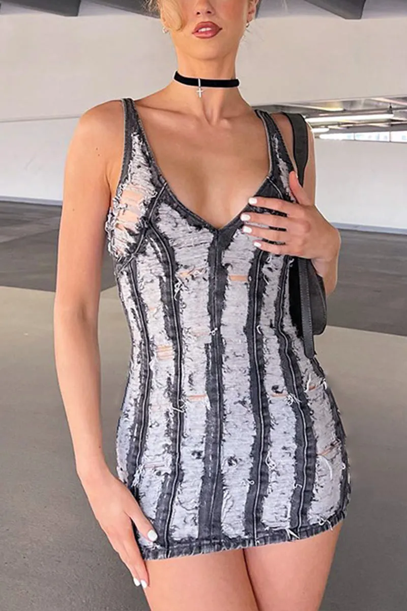 BD439 Graphic Mini Dress