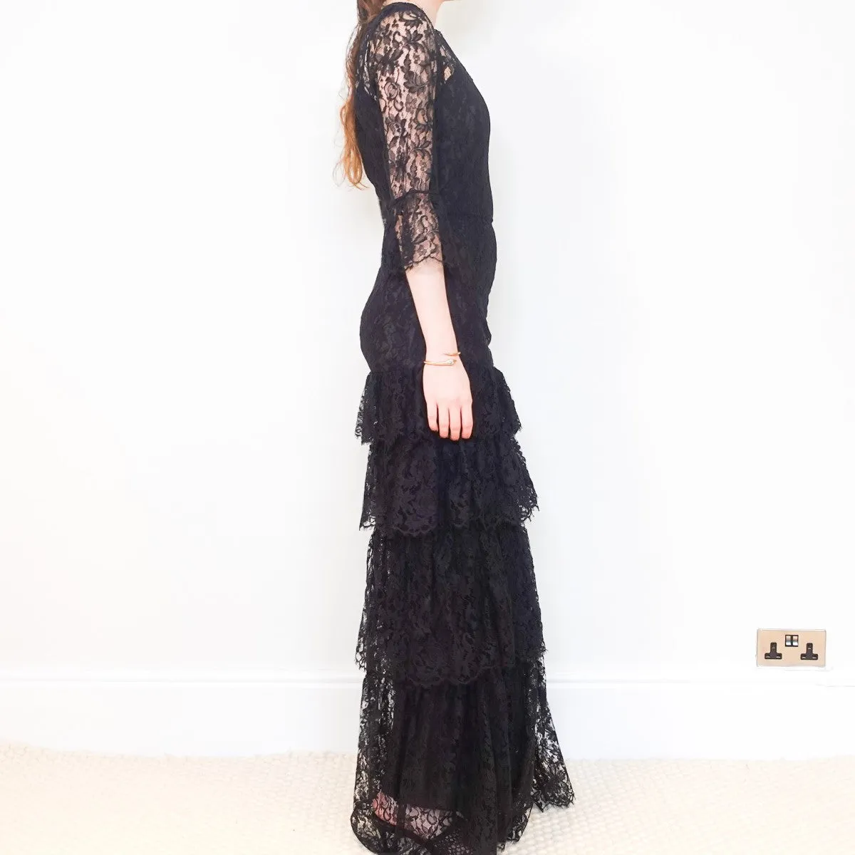 Black lace dress
