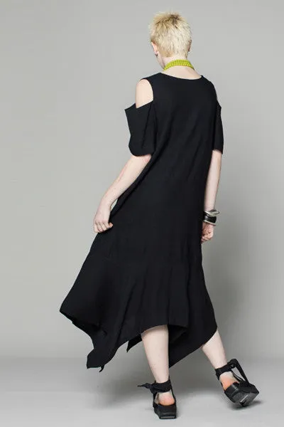 Cold Shoulder Dress in Black Papyrus