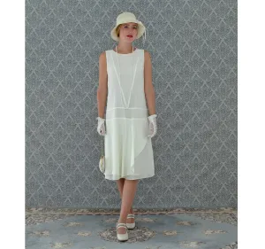 Cream chiffon flapper dress with a ruffled skirt detail
