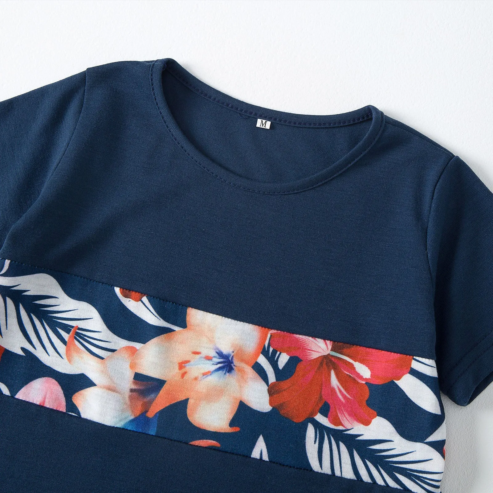 Family Matching Floral Print Dresses & T-shirts Sets