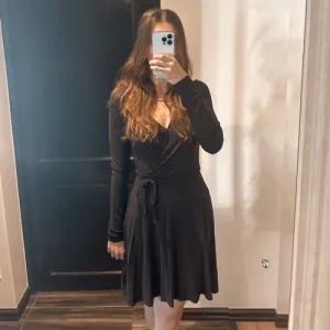 H&M Lbd