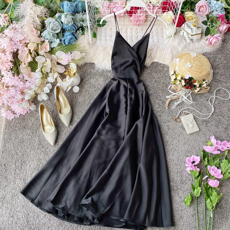 Lace-up Back Strap Halter Solid Color Big Swing Dress