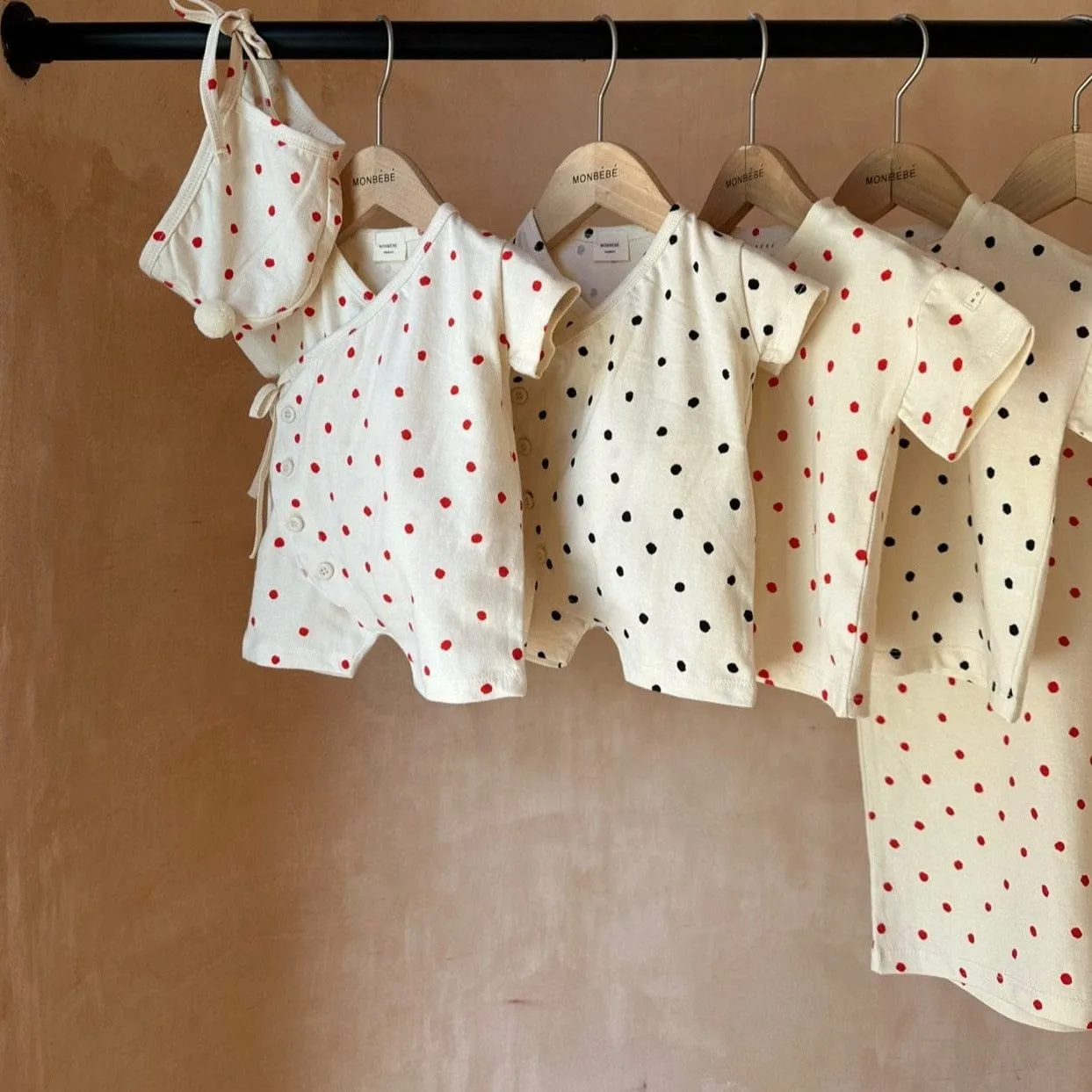 Red Dot baby Romper   Bonnet